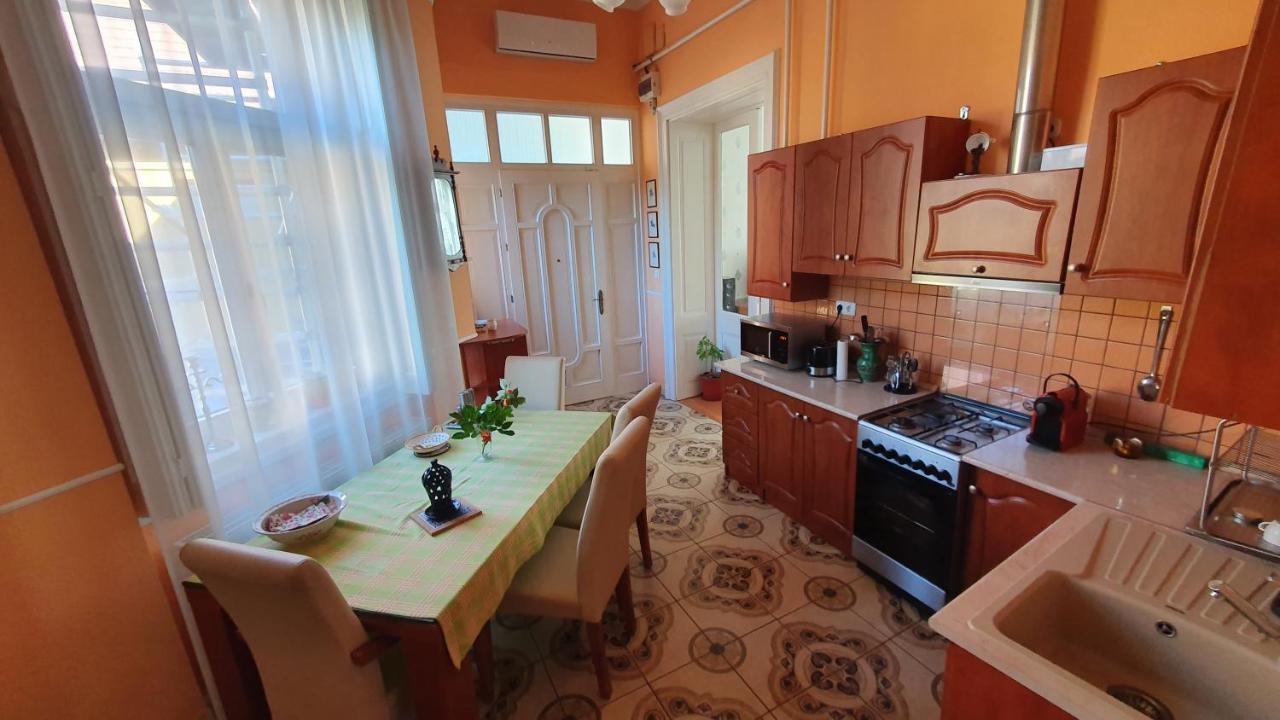 Casa Tajola Kecskemét Exterior photo